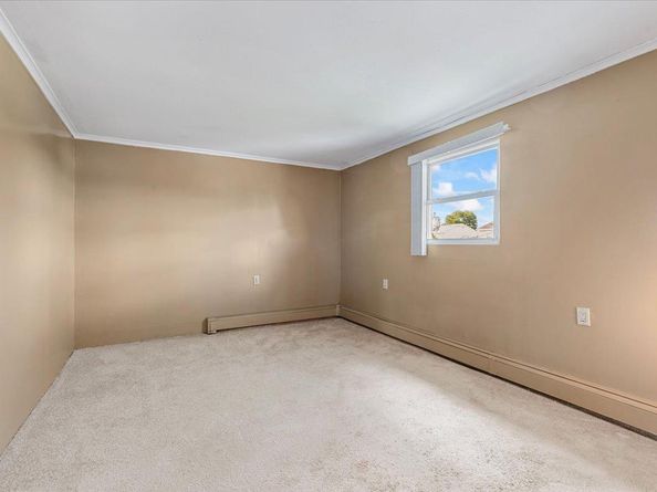 61 Cheshire Road, Bethpage NY 11714