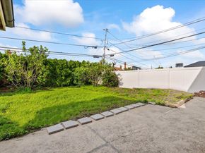 61 Cheshire Road, Bethpage NY 11714