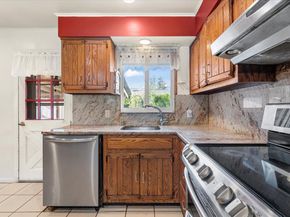 61 Cheshire Road, Bethpage NY 11714