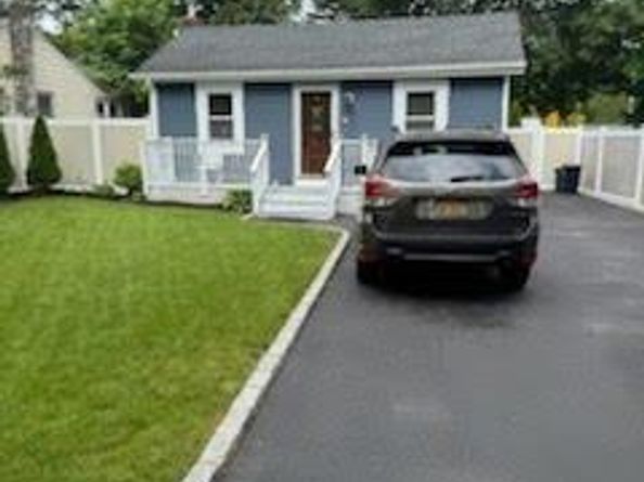 84 Oxhead Road, Centereach NY 11720