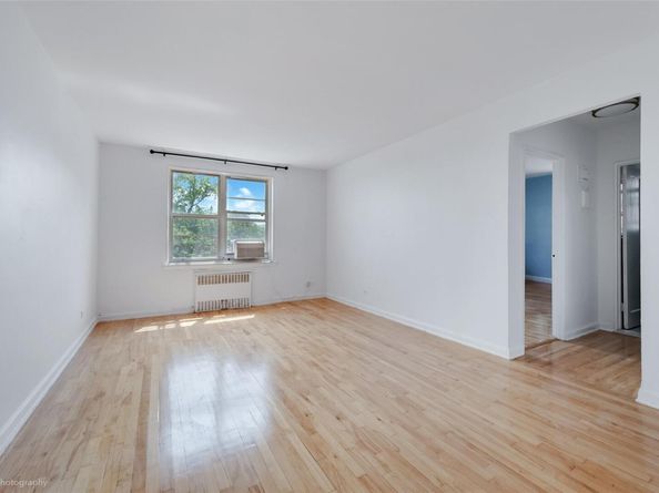 39-30 52nd Street 4F, Woodside NY 11377