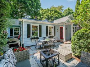 41 High Street, Locust Valley NY 11560
