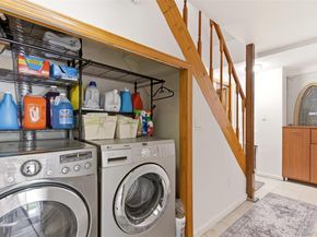 319 38th Road, Douglaston NY 11363