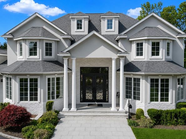 68 Maple Avenue, Bethpage NY 11714