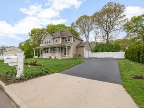 8 Manhattan Avenue, Centereach NY 11720