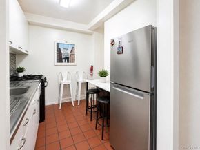 5 Fordham Hill Oval 10D, Bronx NY 10468