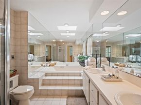 6 Beaumont Drive, Melville NY 11747