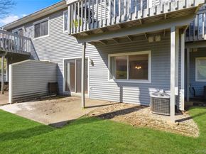 157 Carriage Court E, Yorktown Heights NY 10598