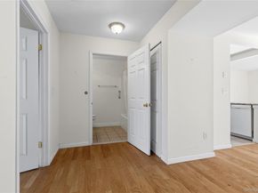 157 Carriage Court E, Yorktown Heights NY 10598