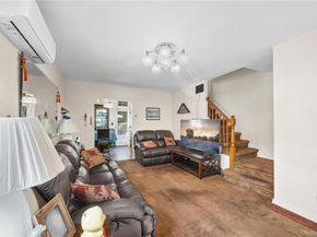 13817 64th Avenue, Flushing NY 11367