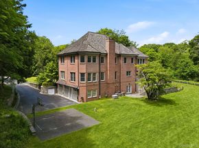 2 Heathcote Drive, Mount Kisco NY 10549