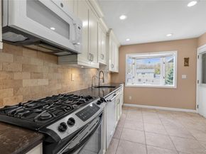 43 Florida Avenue, Commack NY 11725