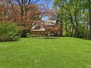 4 The Birches, Roslyn Estates NY 11576