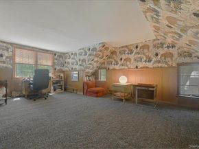 4 The Birches, Roslyn Estates NY 11576