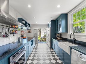 81 Walgrove Avenue, Dobbs Ferry NY 10522