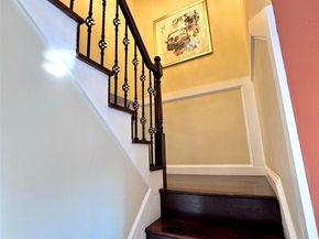 15 Manors Drive, Jericho NY 11753