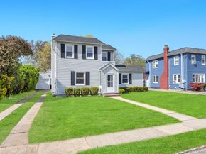 577 Lowell Street, Westbury NY 11590