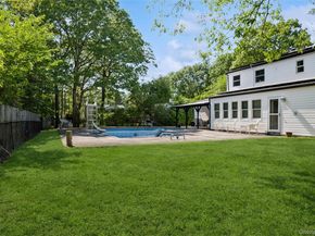 10 Rita Drive, Mount Sinai NY 11766