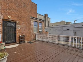 918 E 216th Street, Bronx NY 10469
