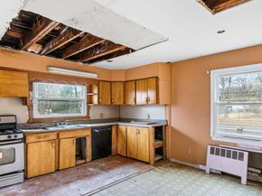 25 Revilo Avenue, Shirley NY 11967