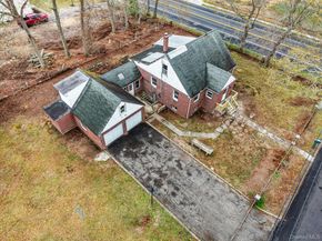 25 Revilo Avenue, Shirley NY 11967