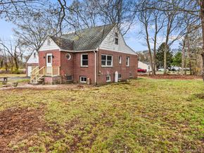 25 Revilo Avenue, Shirley NY 11967