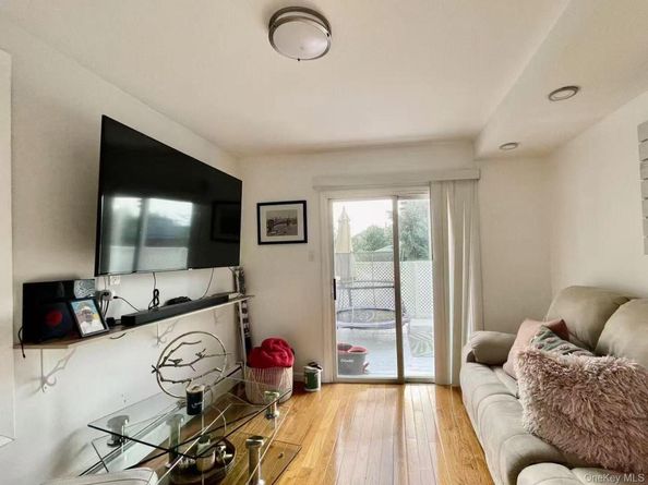 1805 Mulford Avenue, Bronx NY 10461