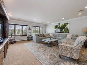 22 Willa Way, Massapequa NY 11758