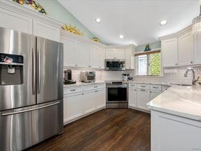 22 Willa Way, Massapequa NY 11758
