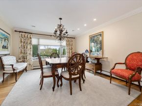 22 Willa Way, Massapequa NY 11758