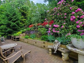 873 Oyster Bay Road, East Norwich NY 11732