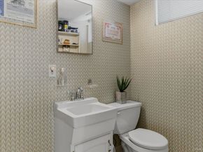 873 Oyster Bay Road, East Norwich NY 11732