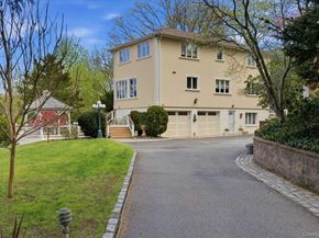 873 Oyster Bay Road, East Norwich NY 11732