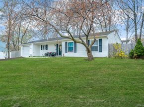 2679 Heather Avenue, Medford NY 11763