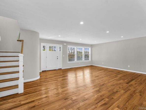 191 N Huron Street, Ronkonkoma NY 11779