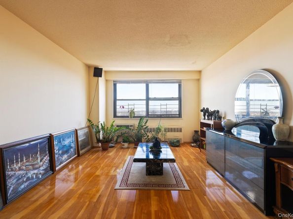 39-60 54th Street 10O, Woodside NY 11377