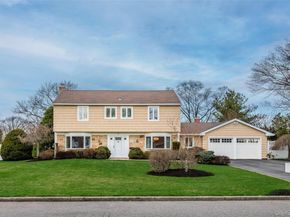 9 Bowen Place, Stony Brook NY 11790