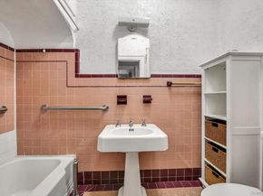6858 76th Street, Middle Village NY 11379