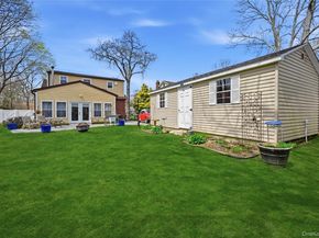 75 Oregon Avenue, Medford NY 11763
