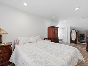 75 Oregon Avenue, Medford NY 11763