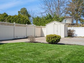 29 Spool Lane, Levittown NY 11756