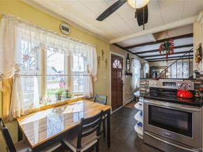29 Spool Lane, Levittown NY 11756
