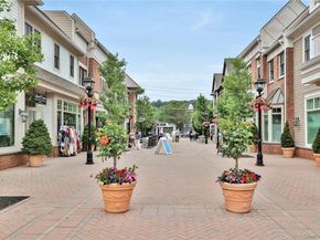 162 Bedford Road 16, Armonk NY 10504