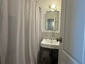 8 Fordham Hill Oval 1B, Bronx NY 10468