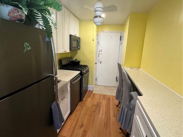 8 Fordham Hill Oval 1B, Bronx NY 10468