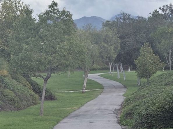 25052 Calle Arenal, Lake Forest (el Toro) CA 92630