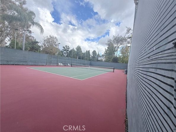 25052 Calle Arenal, Lake Forest (el Toro) CA 92630