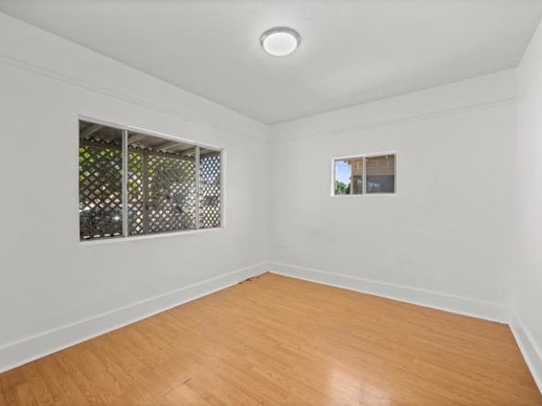 3813 Birch Street, San Diego CA 92113
