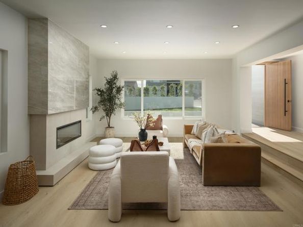 3231 Hawk Street, San Diego CA 92103