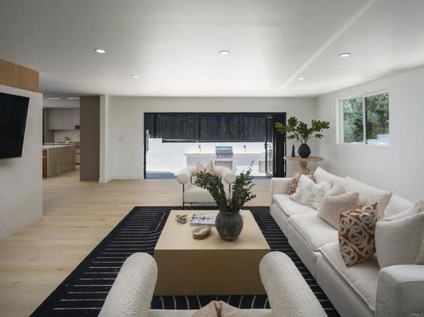 3231 Hawk Street, San Diego CA 92103